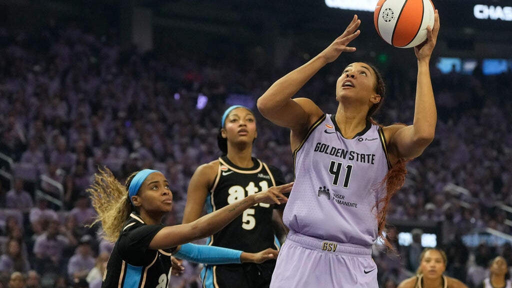 Angered over a.m. WNBA Finals tip-off, Chicago bar owner opens early to fans anyway, to "cause a ruckus" — Macon Business news