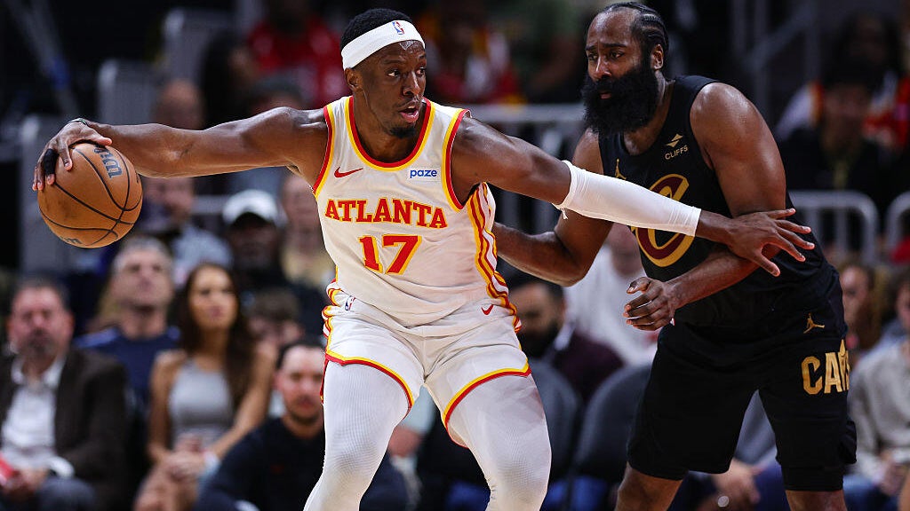 Hawks beat Cavaliers 114-111 to cap busy day at State Farm Arena — Macon Sports news